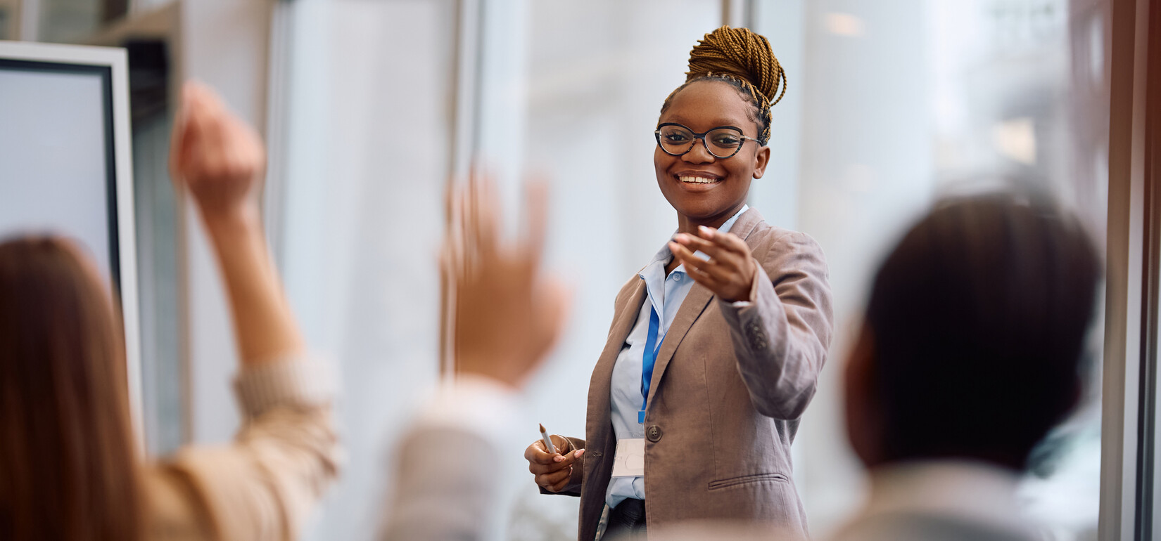 Boost Your Sales Performance Through Confidence. Resilience. Patience.